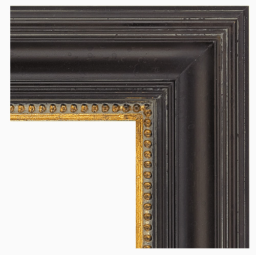 Traditional frame 600